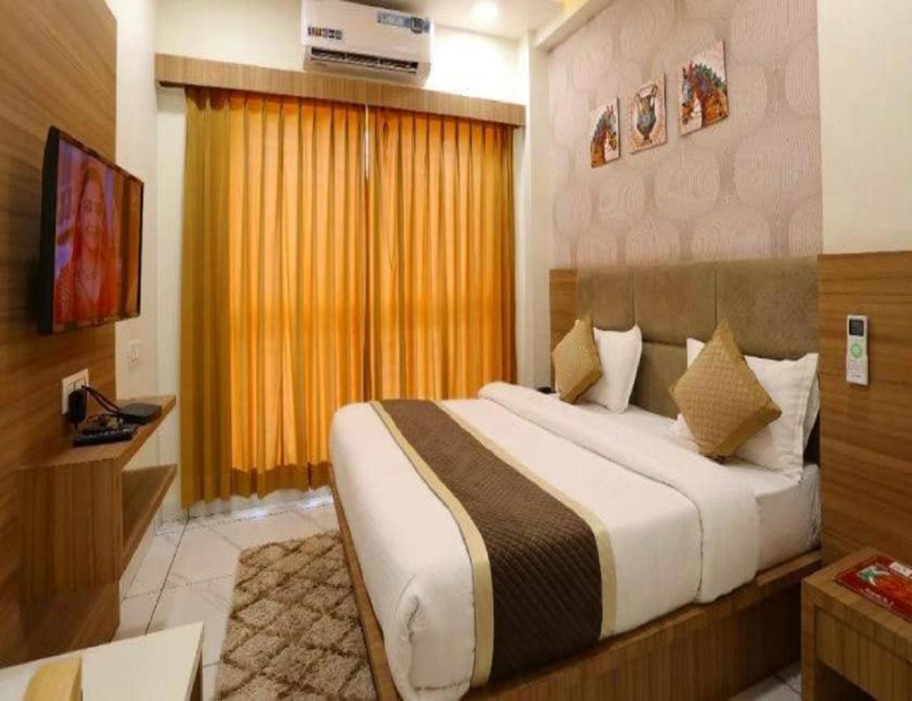 Hotel Tu Casa Delhi Airport Нью-Делі Екстер'єр фото
