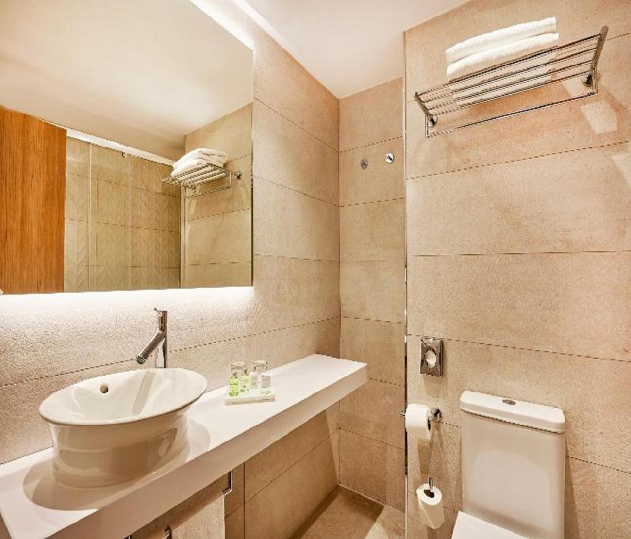 Hotel Tu Casa Delhi Airport Нью-Делі Екстер'єр фото